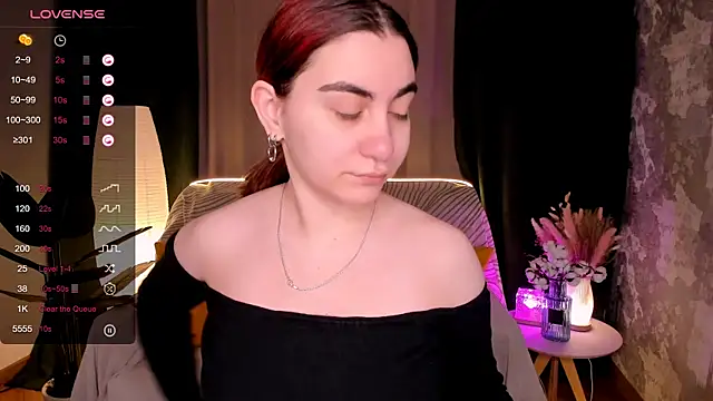 hannacheekss  online show from 7, 3, 2026