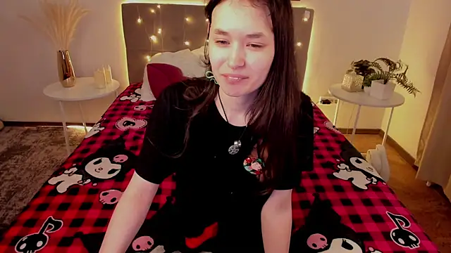 Emily Strikeee online show from 18, 5, 2026