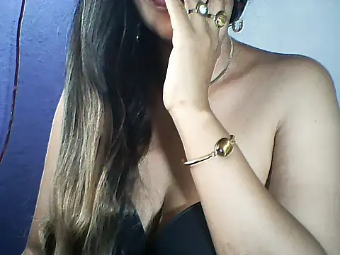 Snapshot of layanah12 chatting on 5, 3, 2026 layanah12 online show from 5, 3, 2026