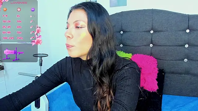 Snapshot of Selenakyle92_ chatting on 16, 6, 2026 Selenakyle92 online show from 16, 6, 2026