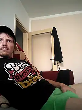 Snapshot of Vlastislav23 chatting on 19, 6, 2026 Vlastislav23 online show from 19, 6, 2026