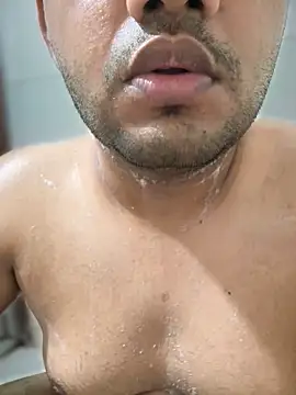 Snapshot of ved240 chatting on 10, 10, 2025 ved240 online show from 10, 10, 2025