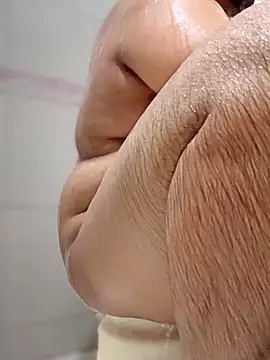 Snapshot of ved240 chatting on 5, 3, 2026 ved240 online show from 5, 3, 2026