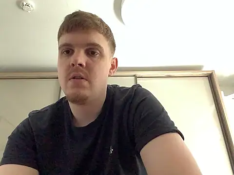 Snapshot of neilho1 chatting on 6, 4, 2026 neilho1 online show from 6, 4, 2026
