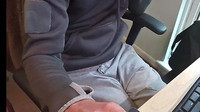 Snapshot of an4y8ot chatting on 3, 6, 2026 an4y8ot online show from 3, 6, 2026
