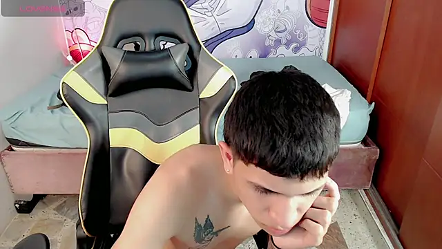 Brayan lopezz online show from 28, 1, 2025