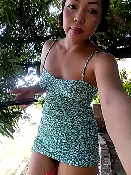 sweet outdoor charm online show from 18, 12, 2024