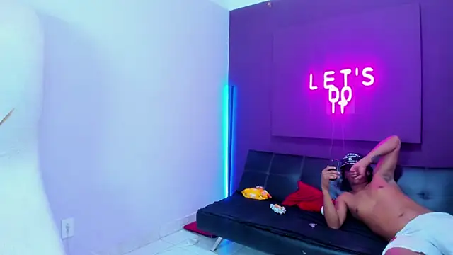 DIRTY TEAM XXX online show from 12, 11, 2025