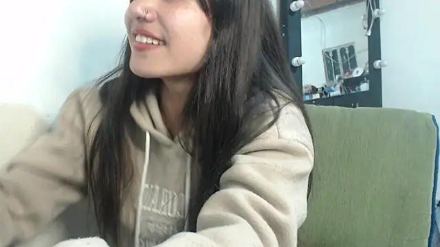 Snapshot of skinny_sweet2411 chatting on 22, 7, 2026 skinny sweet2411 online show from 22, 7, 2026
