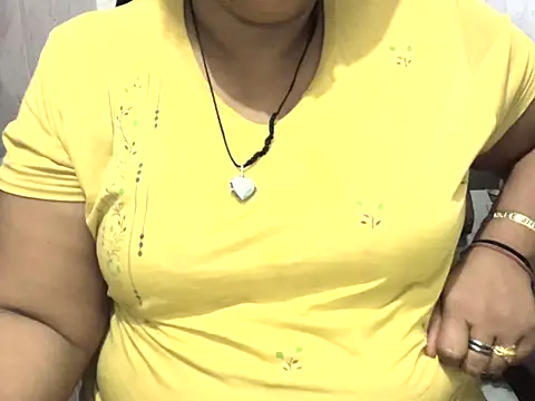 Snapshot of seemi_bhabhi chatting on 28, 2, 2026 seemi bhabhi online show from 28, 2, 2026