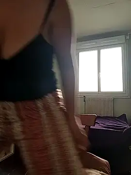 Nell-X online show from 15, 10, 2025