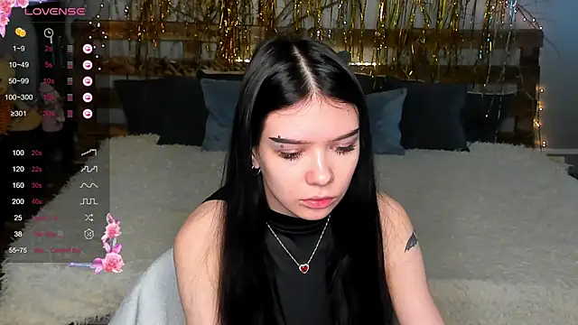 SweetyDeviliya online show from 5, 2, 2025