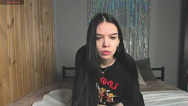 SweetyDeviliya online show from 27, 2, 2025