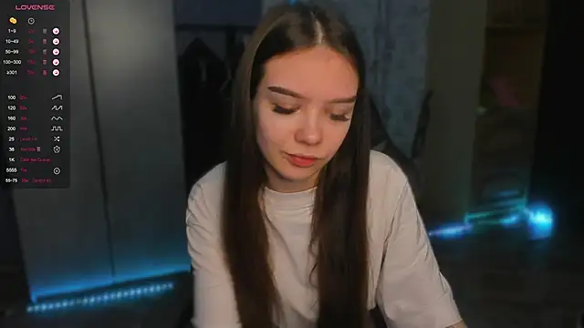 SweetyDeviliya online show from 4, 12, 2025