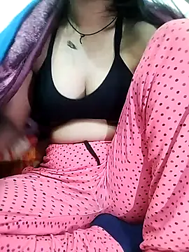 Snapshot of hottysameera chatting on 9, 12, 2024 hottysameera online show from 9, 12, 2024