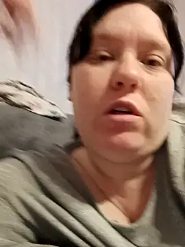CurvyMilf1992 online show from 6, 12, 2024