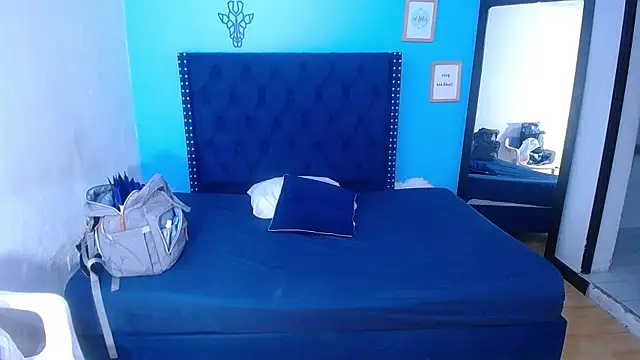 Snapshot of kinky_redhead18 chatting on 22, 12, 2025 kinky redhead18 online show from 22, 12, 2025