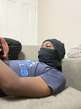 Mischevous T69 online show from 28, 11, 2025