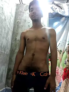 Reynold2608 online show from 27, 12, 2024