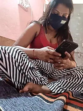 queensenorita online show from 28, 2, 2025