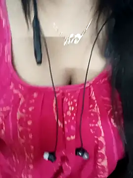 Snapshot of Priya_2222 chatting on 27, 9, 2025 Priya 2222 online show from 27, 9, 2025