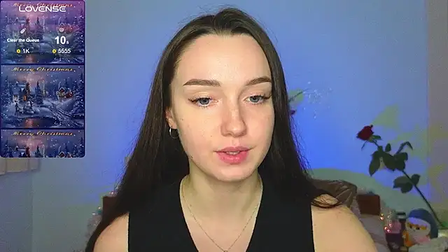 Wild Sophie  online show from 25, 12, 2024