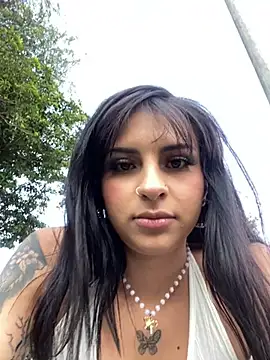 Snapshot of Hilary_pinkk chatting on 15, 1, 2025 Hilary pinkk online show from 15, 1, 2025