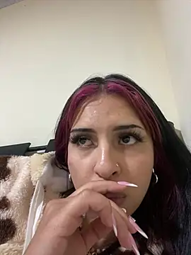 Snapshot of Hilary_pinkk chatting on 23, 2, 2025 Hilary pinkk online show from 23, 2, 2025
