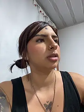 Snapshot of Hilary_pinkk chatting on 9, 3, 2026 Hilary pinkk online show from 9, 3, 2026