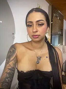 Snapshot of Hilary_pinkk chatting on 28, 3, 2026 Hilary pinkk online show from 28, 3, 2026