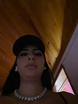 Snapshot of Hilary_pinkk chatting on 27, 5, 2026 Hilary pinkk online show from 27, 5, 2026