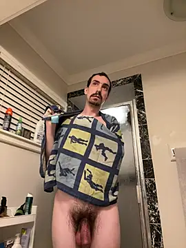 Snapshot of tallnerdyguy chatting on 24, 6, 2026 tallnerdyguy online show from 24, 6, 2026