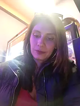 Snapshot of Alysson-- chatting on 20, 3, 2025 Alysson-- online show from 20, 3, 2025