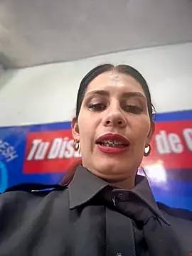 Snapshot of Alysson-- chatting on 23, 10, 2025 Alysson-- online show from 23, 10, 2025