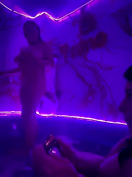 Snapshot of Alysson-- chatting on 26, 10, 2025 Alysson-- online show from 26, 10, 2025