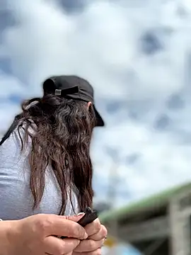 Alysson-- online show from 31, 3, 2026