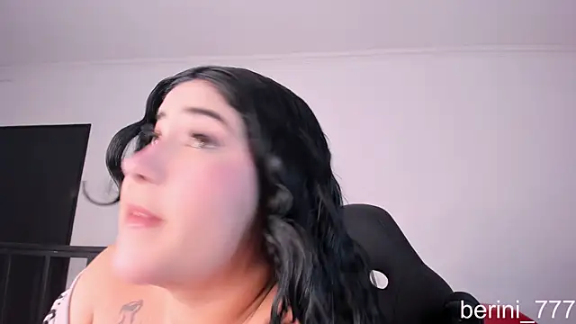 Snapshot of AmberiniHoffman chatting on 13, 5, 2026 AmberiniHoffman online show from 13, 5, 2026