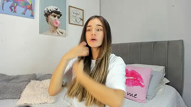 naughtyloverss online show from 26, 11, 2025