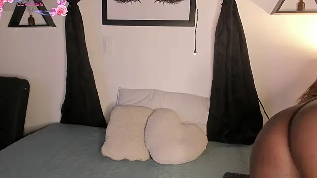 Khenta Michells online show from 10, 2, 2026