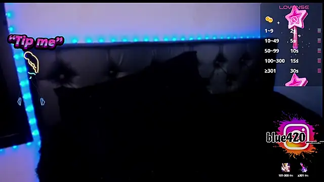 Snapshot of Skyler__blue4 chatting on 4, 12, 2024 Skyler blue4 online show from 4, 12, 2024