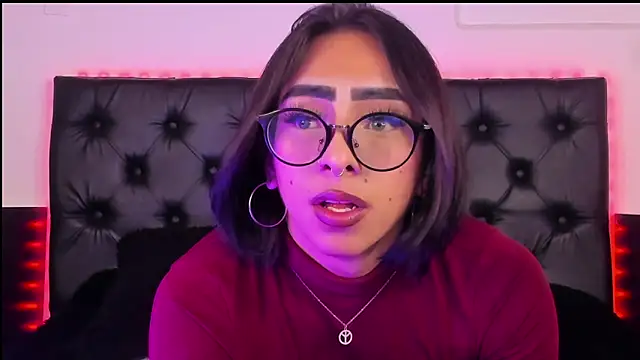 Snapshot of Skyler__blue4 chatting on 1, 2, 2025 Skyler blue4 online show from 1, 2, 2025