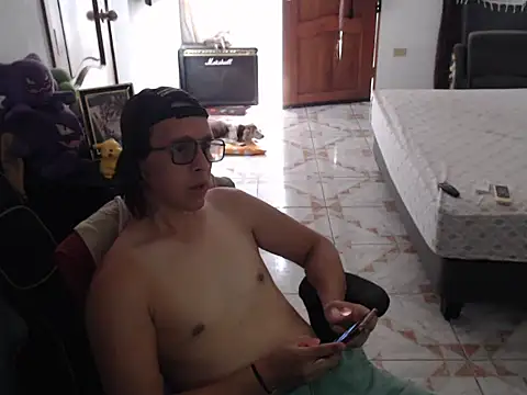 Snapshot of Pit_xxz chatting on 18, 5, 2026 Pit xxz online show from 18, 5, 2026