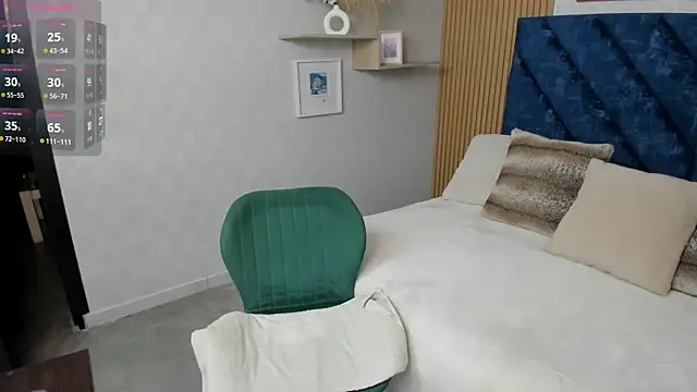 Charlotte Mayer online show from 6, 4, 2026