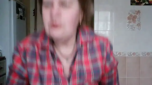 Ettie Tonia online show from 3, 3, 2025