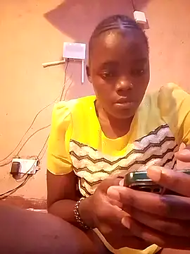 Snapshot of QUEEN-NAIMA chatting on 25, 9, 2025 QUEEN-NAIMA online show from 25, 9, 2025