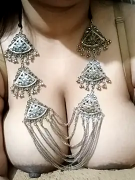 Snapshot of Dr_Kamsutra chatting on 21, 2, 2025 Dr Kamsutra online show from 21, 2, 2025