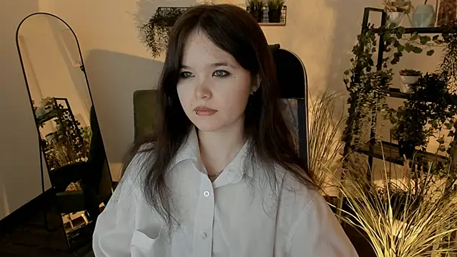 Snapshot of Elainebeness chatting on 19, 4, 2026 Elainebeness online show from 19, 4, 2026
