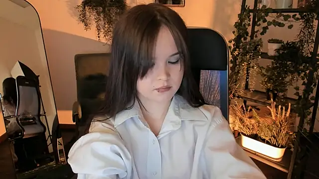 Snapshot of Elainebeness chatting on 27, 4, 2026 Elainebeness online show from 27, 4, 2026