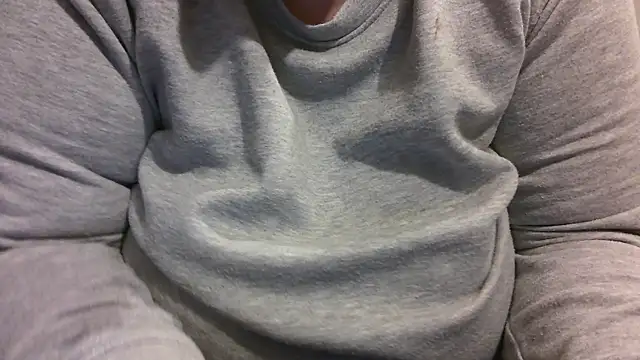 Snapshot of Maebi chatting on 15, 12, 2024 Maebi online show from 15, 12, 2024