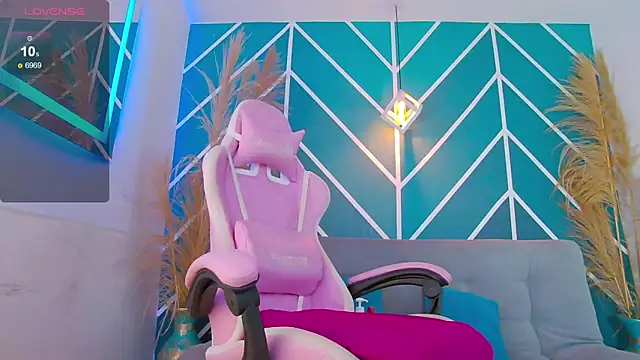 Snapshot of zaid_lion chatting on 4, 11, 2025 zaid lion online show from 4, 11, 2025